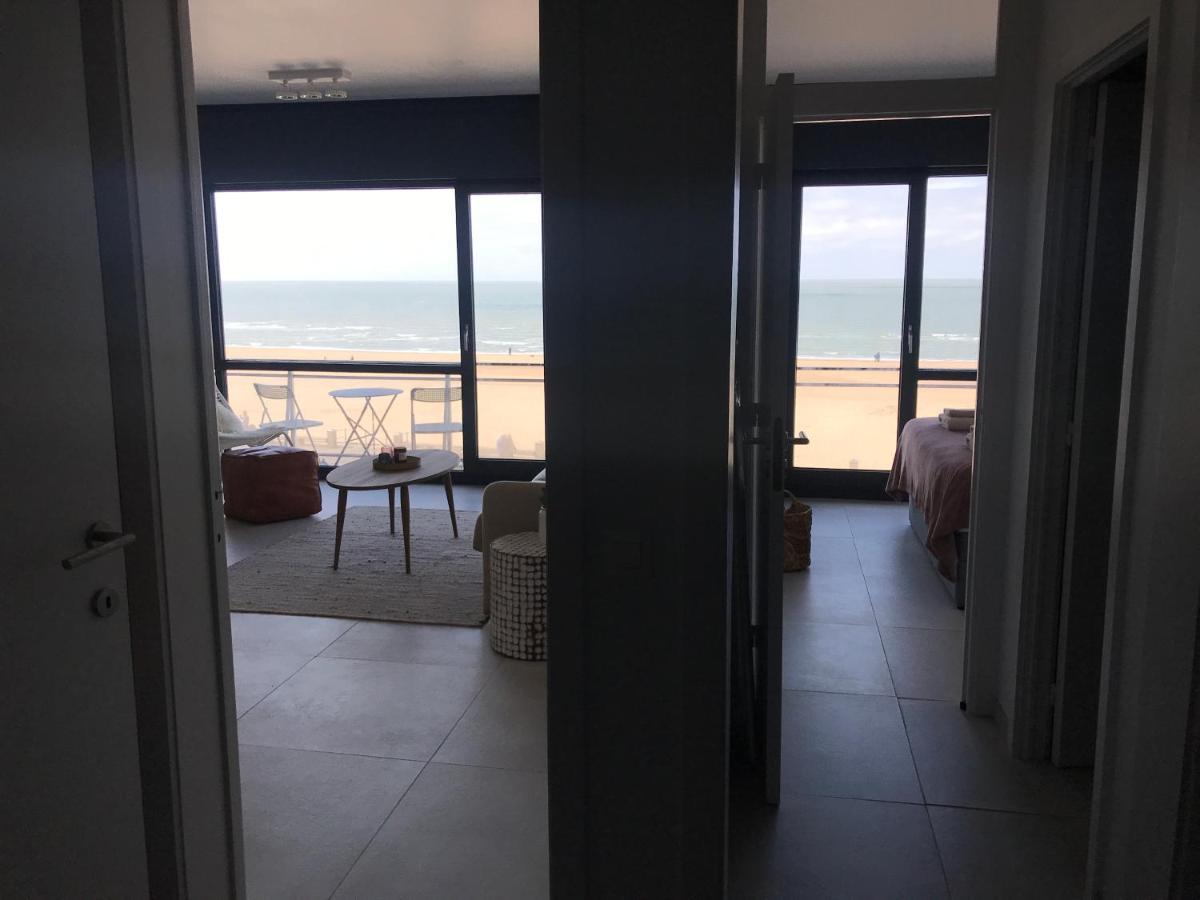 Panoramic Seaview Apartment With Free Private Garage Ostende Exteriér fotografie